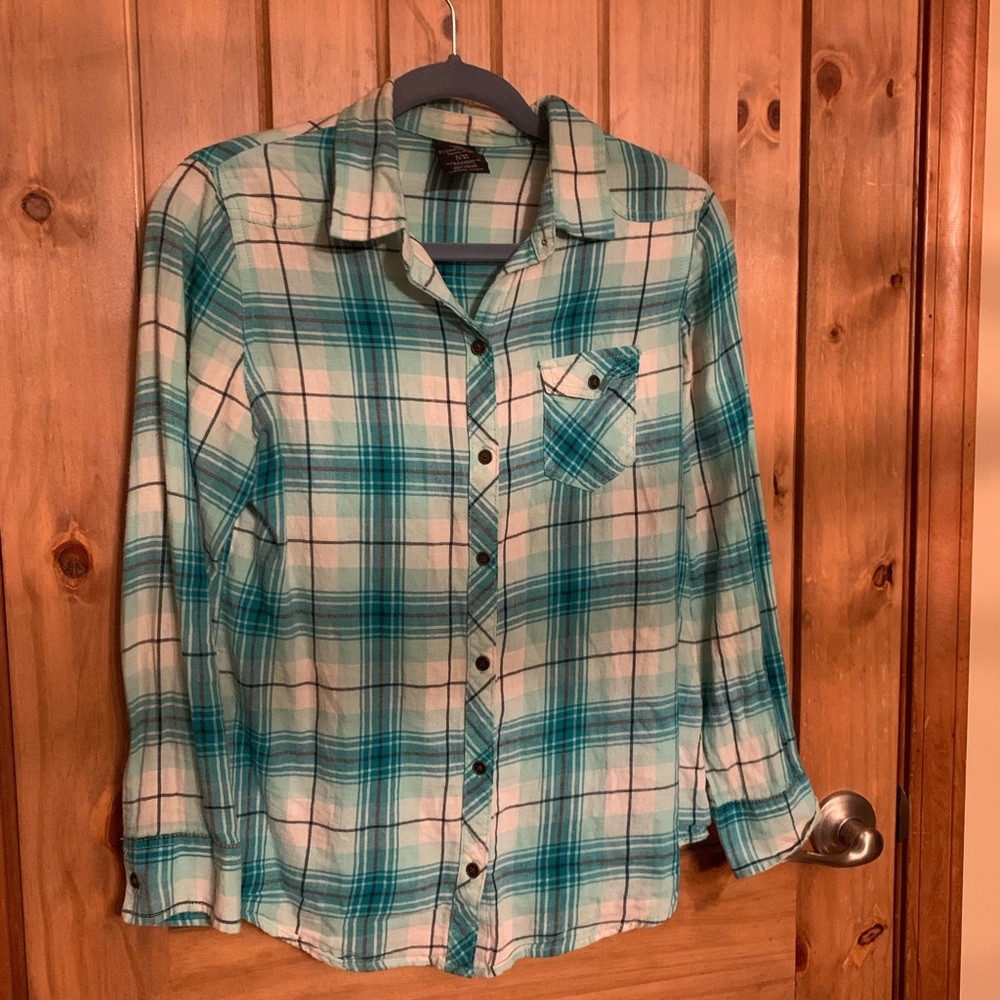 Women’s faded glory plaid button up